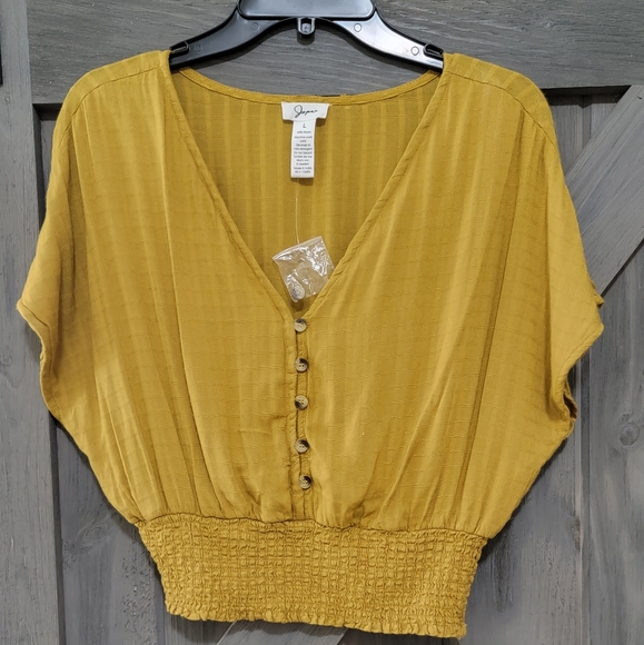 Japna Tops - Brand New Japna Crop Top